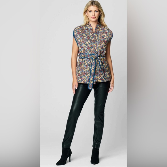 Blanc NYC floral vest - Picture 7 of 7